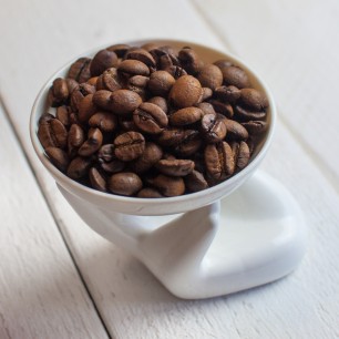 Кофе "Вишня в коньяке" в зернах аромат.